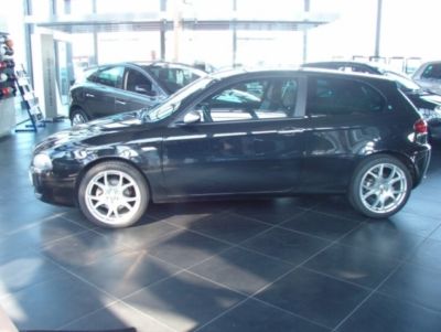 LHD ALFA ROMEO 147